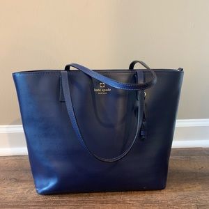 Kate Spade large bucket tote bag